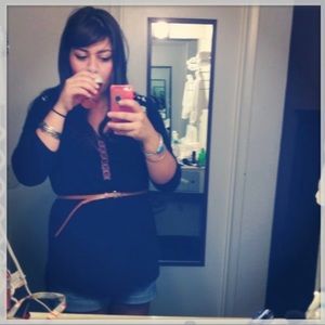 Meet your Posher, Maria